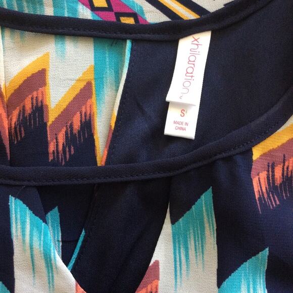 Southwestern Tribal Print Dress Juniors Small - Picture 4 of 4